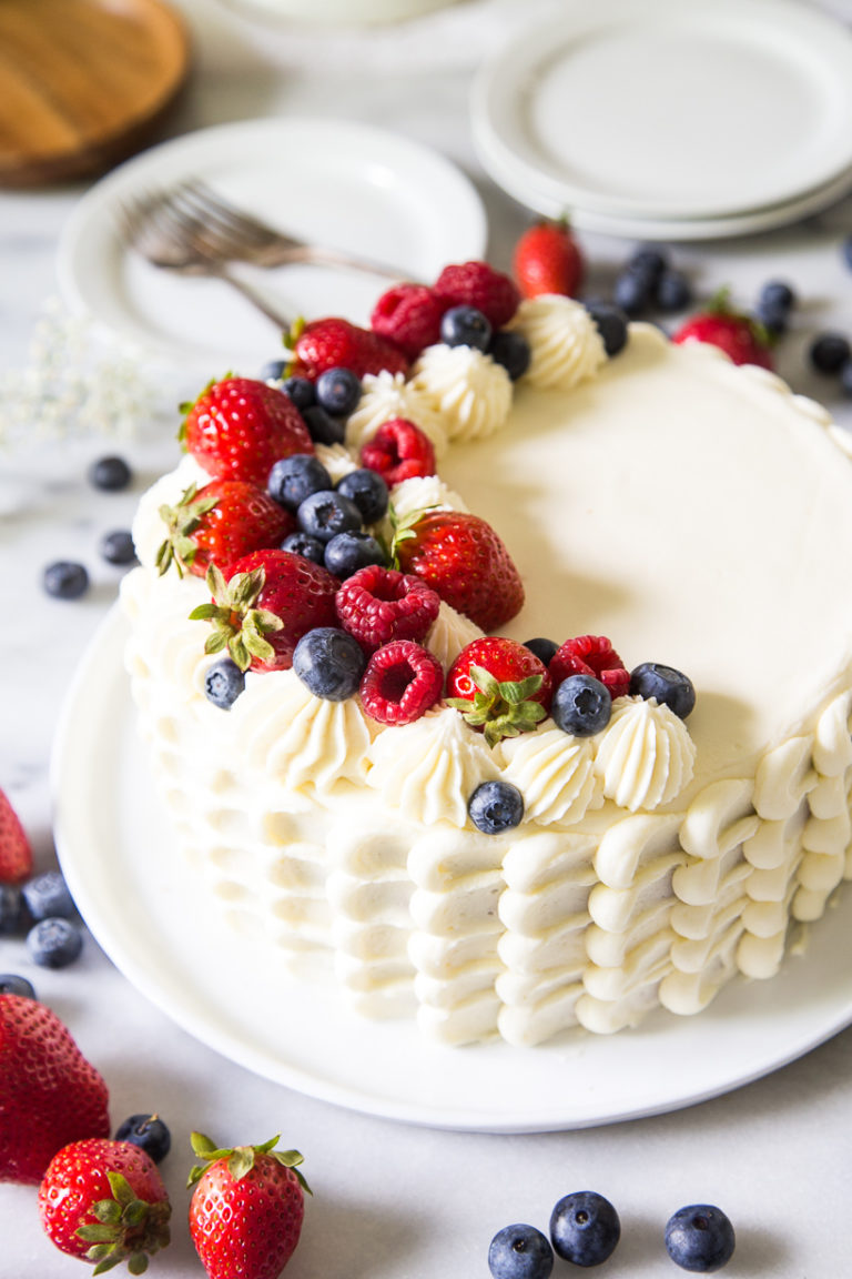 berry-chantilly-cake-lark-linen