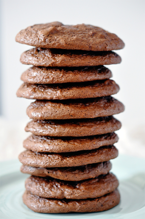 lark-linen_flourless-chocolate-cookies_1