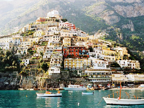 amalfi-coast-hillside-view_28001_600x450