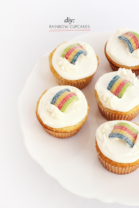 diy-rainbow-cupcakes