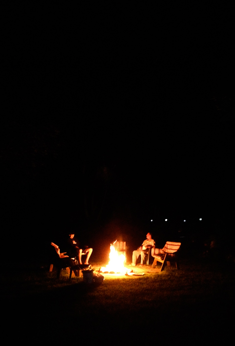 cottage_campfire