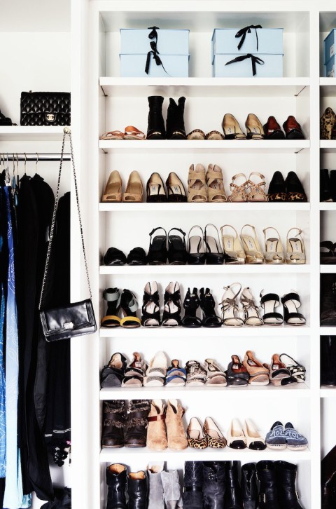 Dreamy shoe closet
