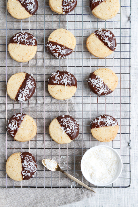 Toasted coconut ginger shortbread