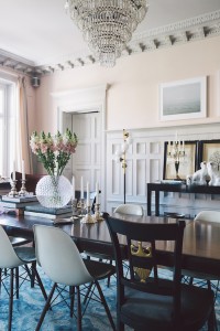 ornate dining room in blush and blue