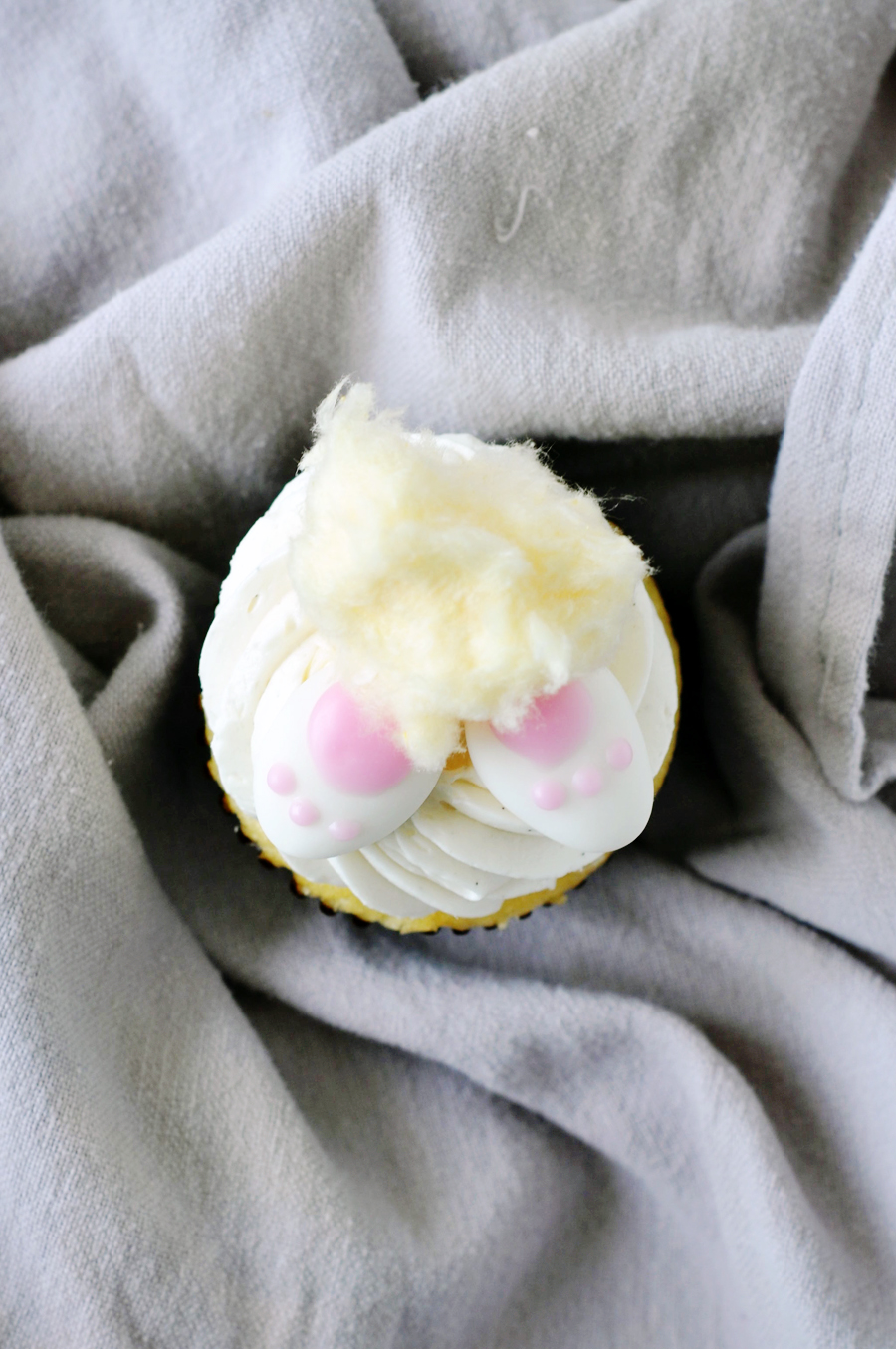 bunny tail cupcakes