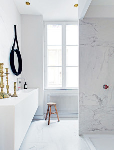 modern marble bath