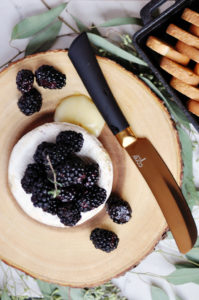 baked brie with wine soaked berries