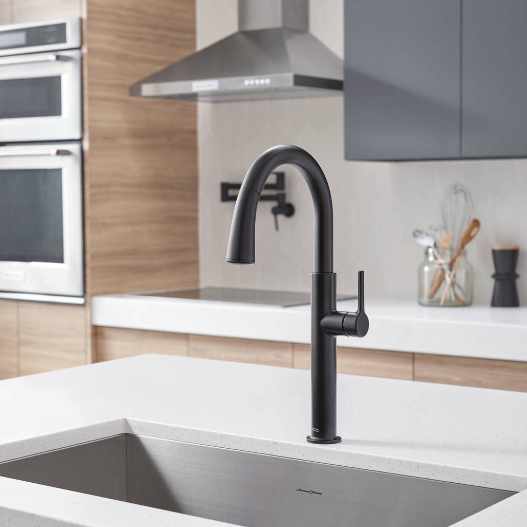b-4803300243-studio-s-pul-down-kitchen-faucet