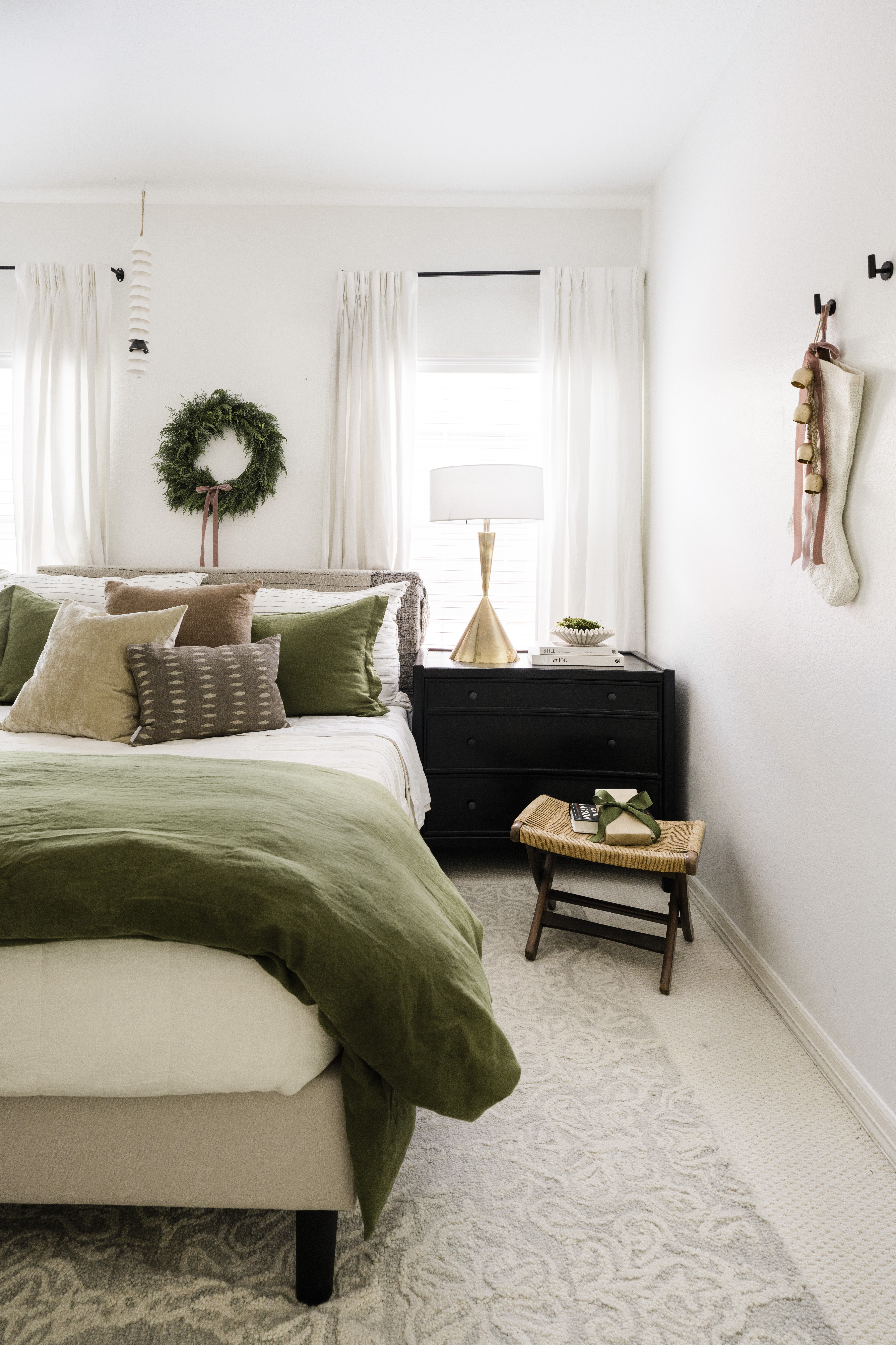 Wrapping Up the Year With A Christmas Home Tour Worthy Of The Occasion | lark & linen